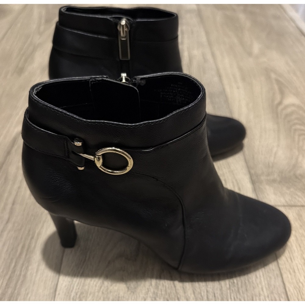 Bandolino Ladies Black Boots/Booties, Size 7, Black